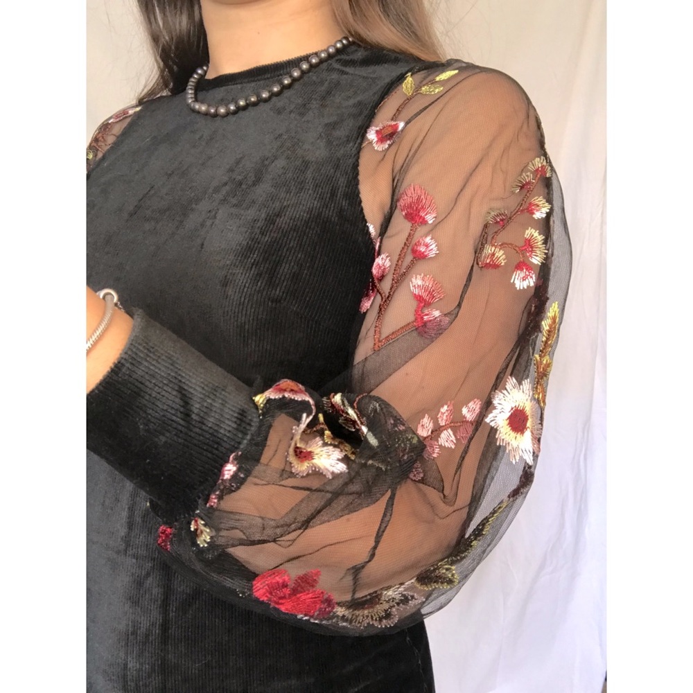 🔥3/$20🔥Boho Velvet Mesh Embroidered Dress